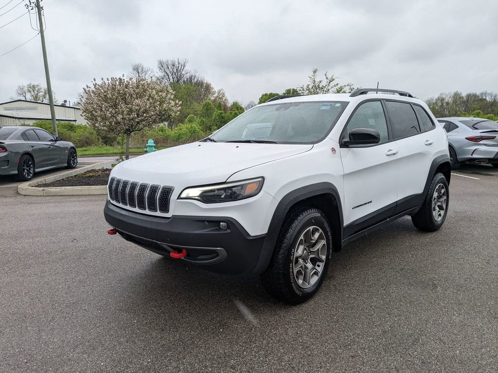 Used 2022 Jeep Cherokee Trailhawk image 3