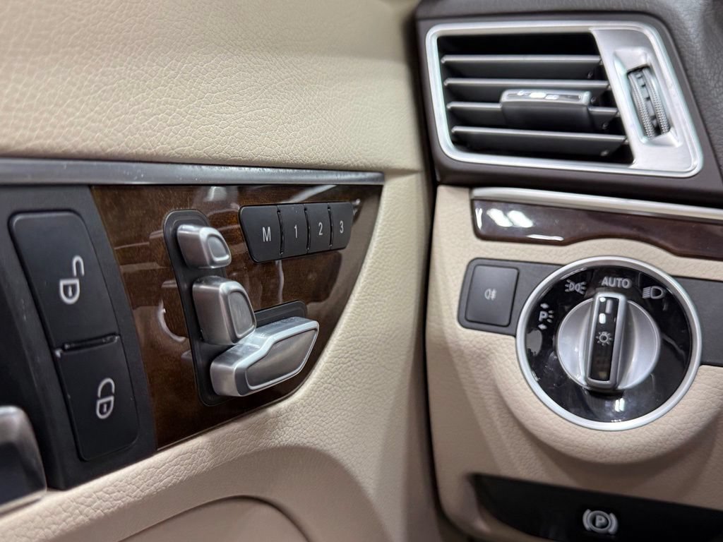 Used 2014 Mercedes-Benz E 550 Cabriolet image 67
