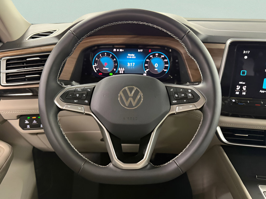 New 2026 Volkswagen Atlas SE image 11