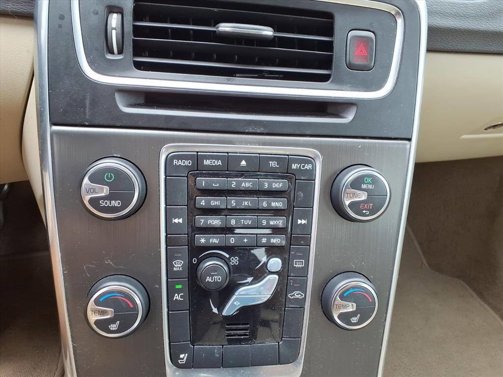 Used 2013 Volvo S60 T5 image 22