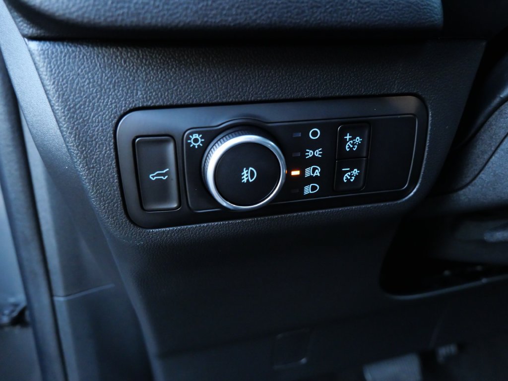 Certified 2025 Ford Escape Platinum AWD/4WD image 15