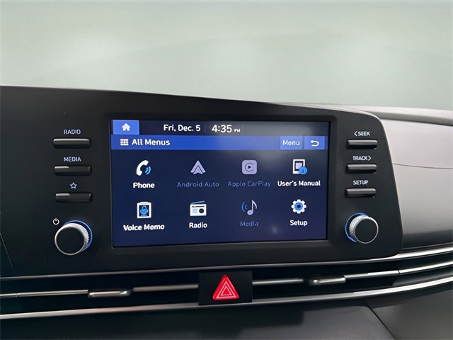 Used 2023 Hyundai Elantra SE image 20