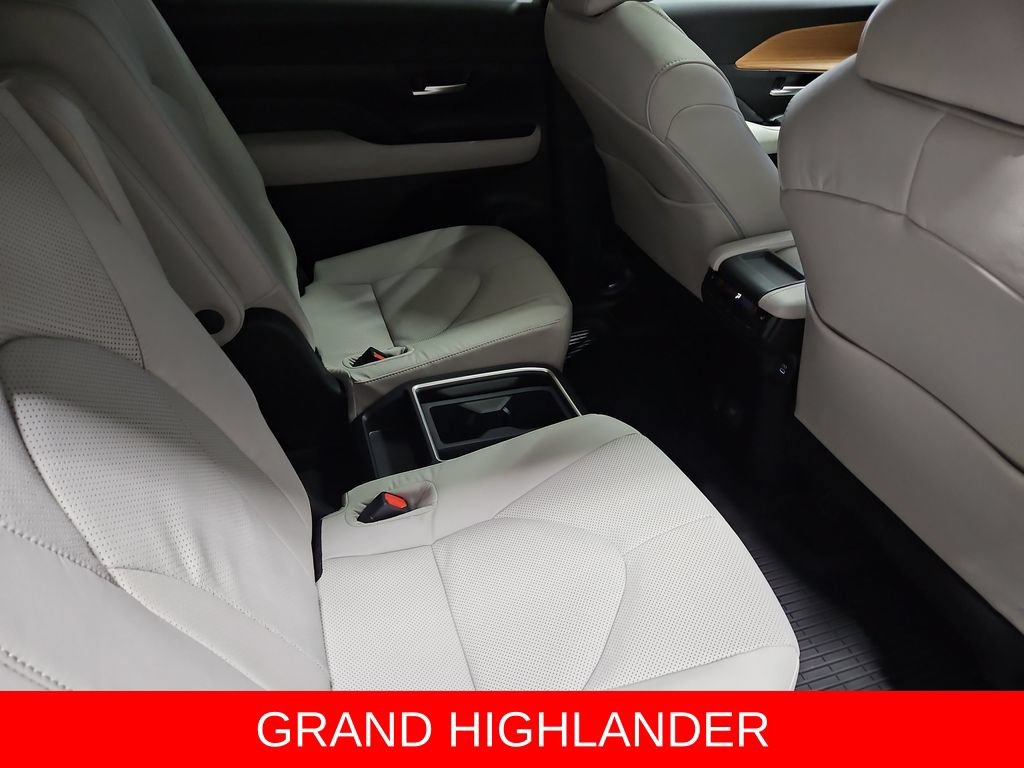 New 2026 Toyota Grand Highlander AWD image 28