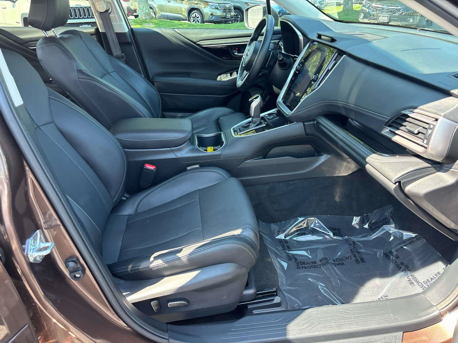 Used 2022 Subaru Outback Limited AWD/4WD image 17