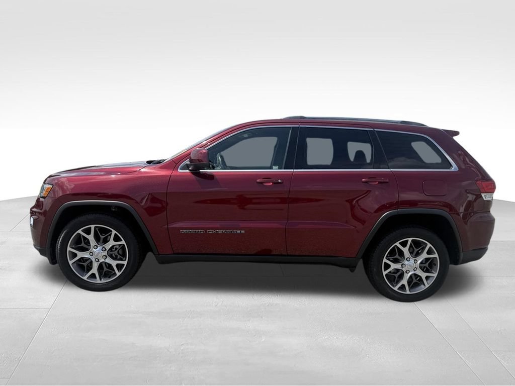 Used 2021 Jeep Grand Cherokee Laredo RWD image 2