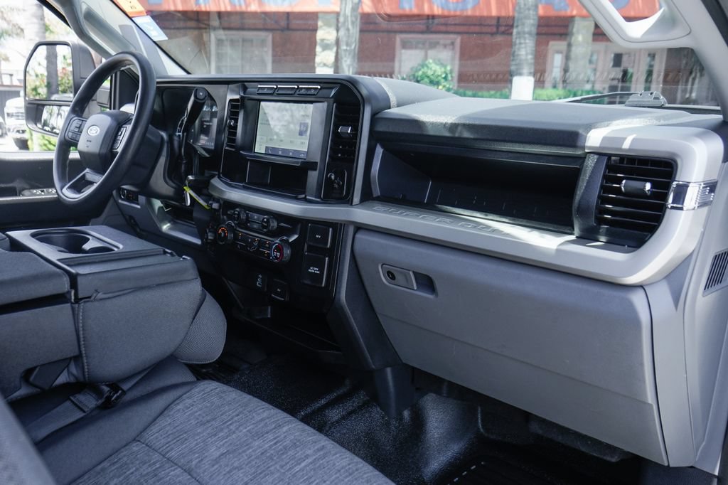 Used 2023 Ford F350 XL w/ XL Driver Assist Package AWD/4WD image 35