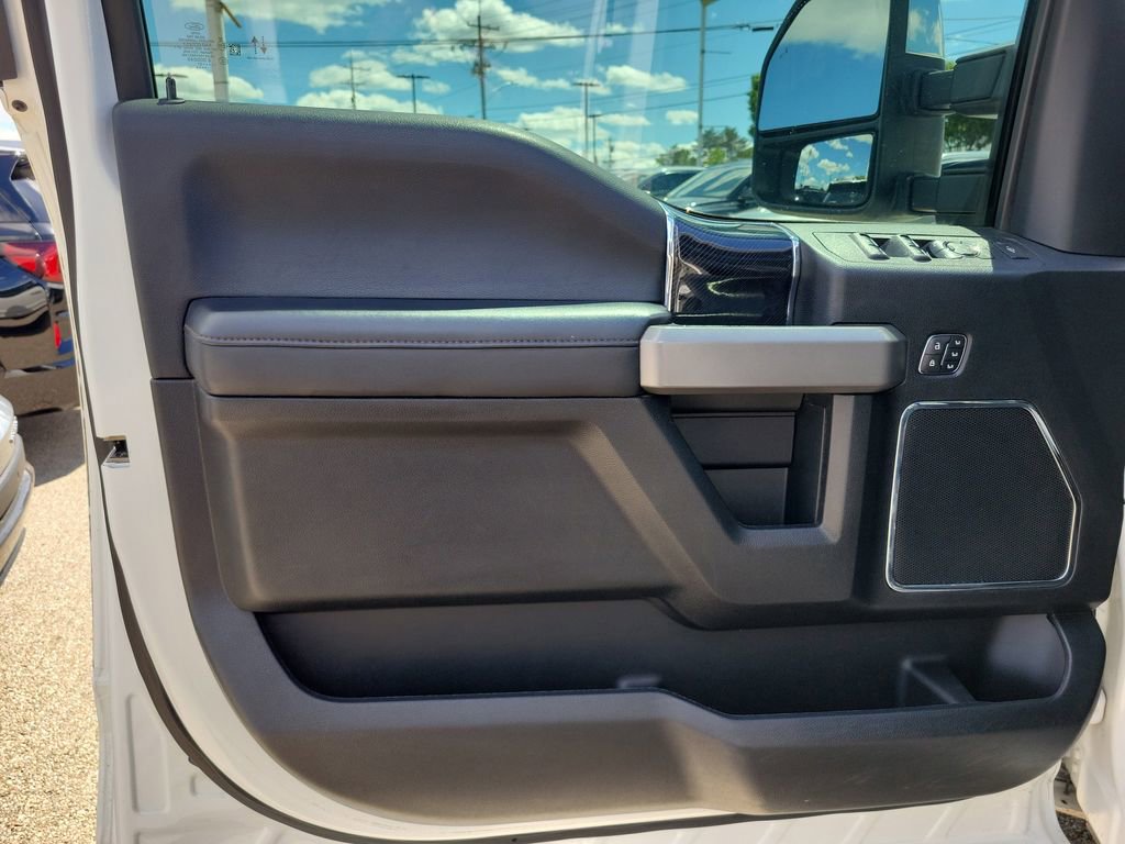 Used 2021 Ford F450 Platinum w/ FX4 Off-Road Package AWD/4WD image 19