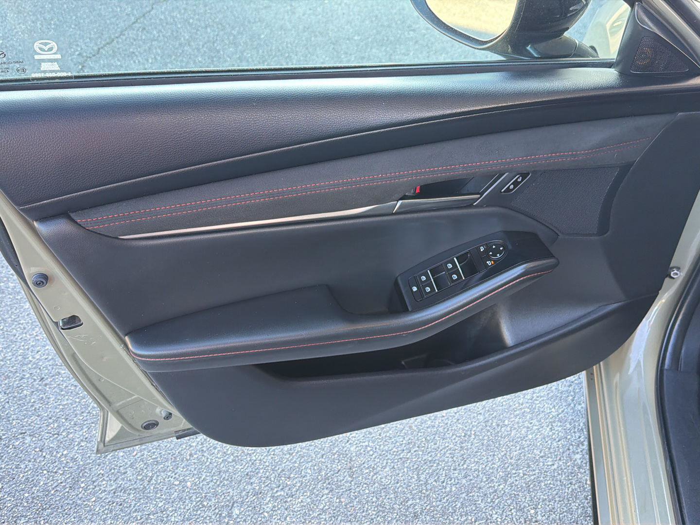 Used 2024 MAZDA MAZDA3 s AWD/4WD image 16