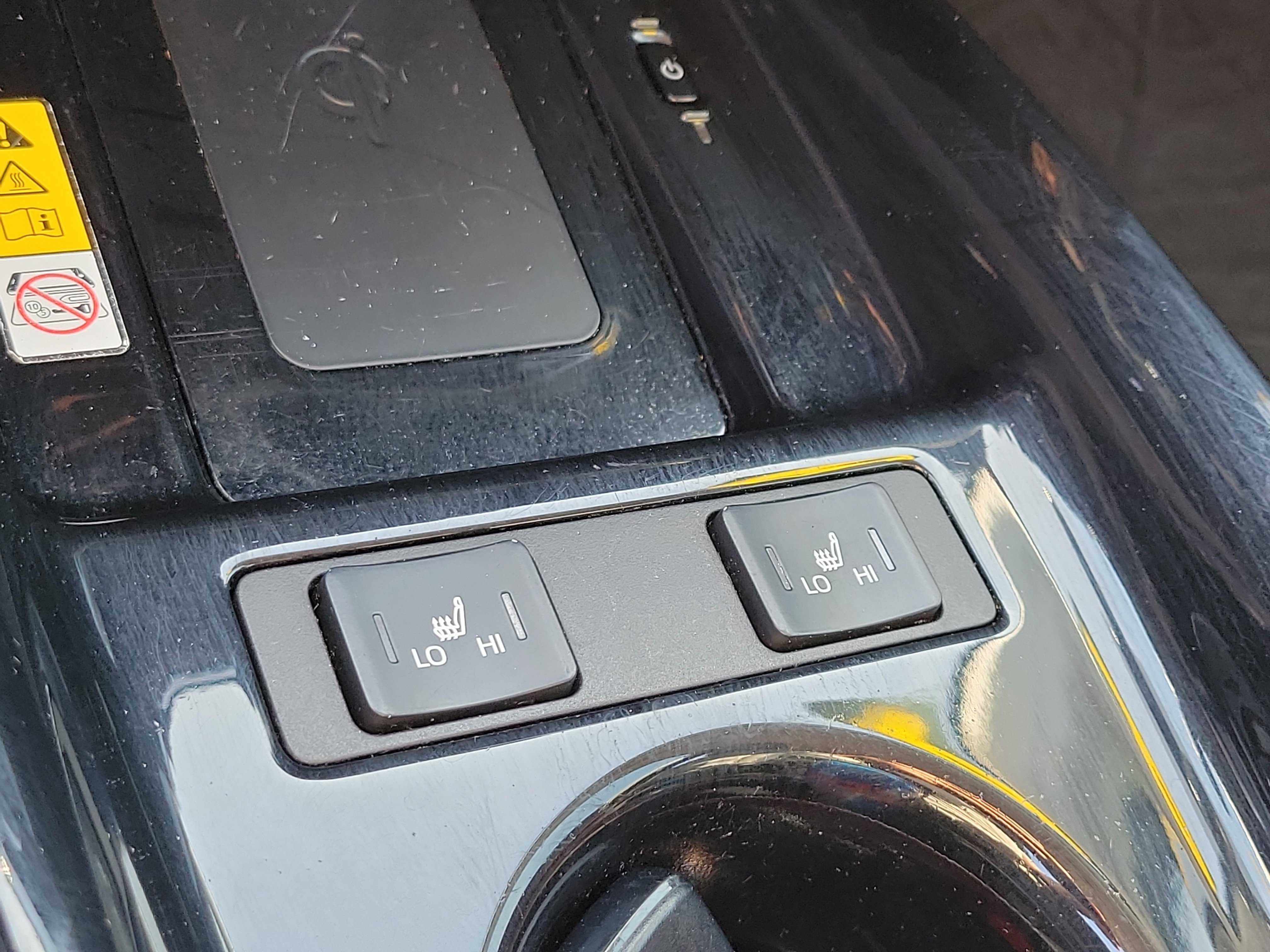 Used 2019 Toyota Prius XLE AWD/4WD image 25