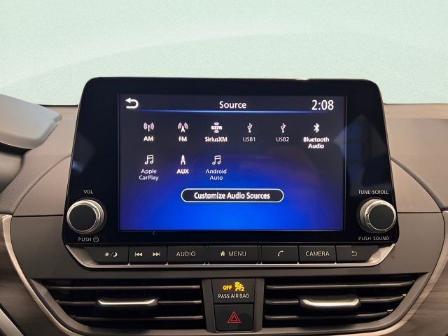 Used 2025 Nissan Altima 2.5 SV FWD image 21