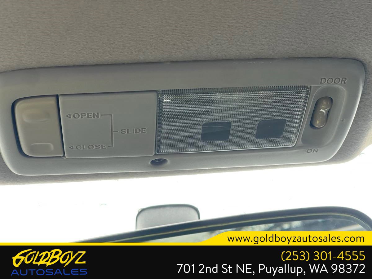 Used 2005 Toyota Celica GT FWD image 19