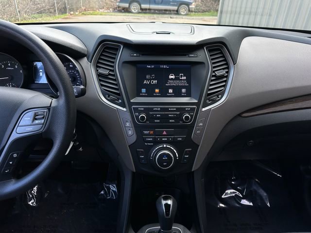 Used 2017 Hyundai Santa Fe Sport image 14