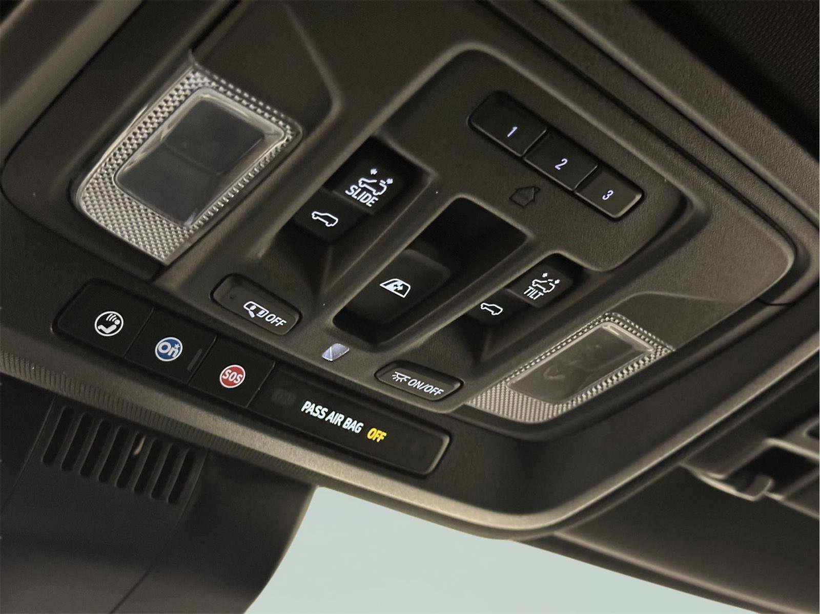 Certified 2023 GMC Sierra 1500 AT4 w/ Technology Package image 42