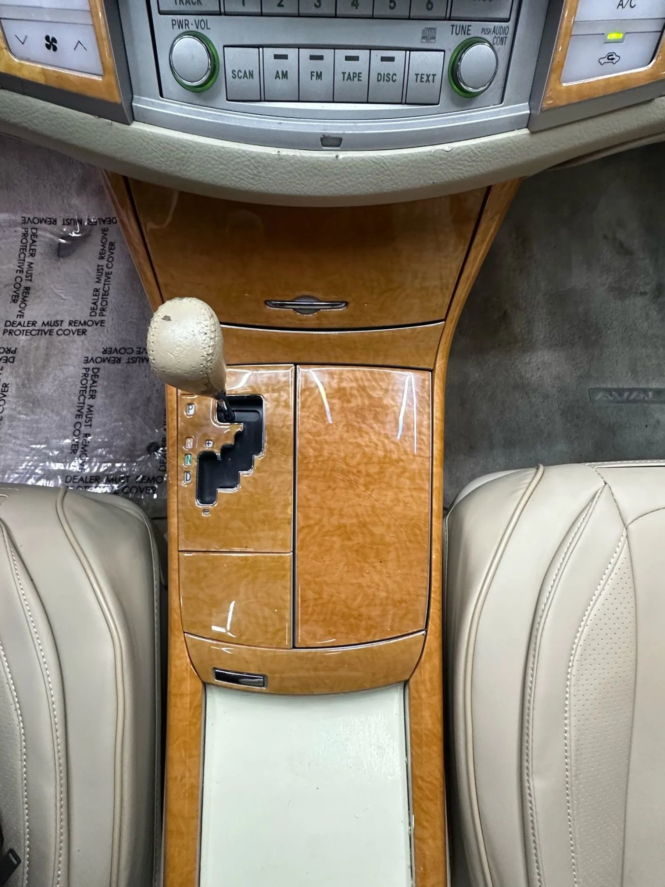 Used 2006 Toyota Avalon XLS image 16