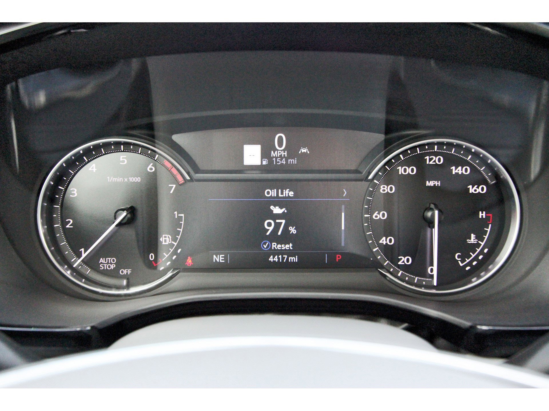 Used 2025 Cadillac XT5 Premium Luxury w/ LPO, Floor Liner Package image 16