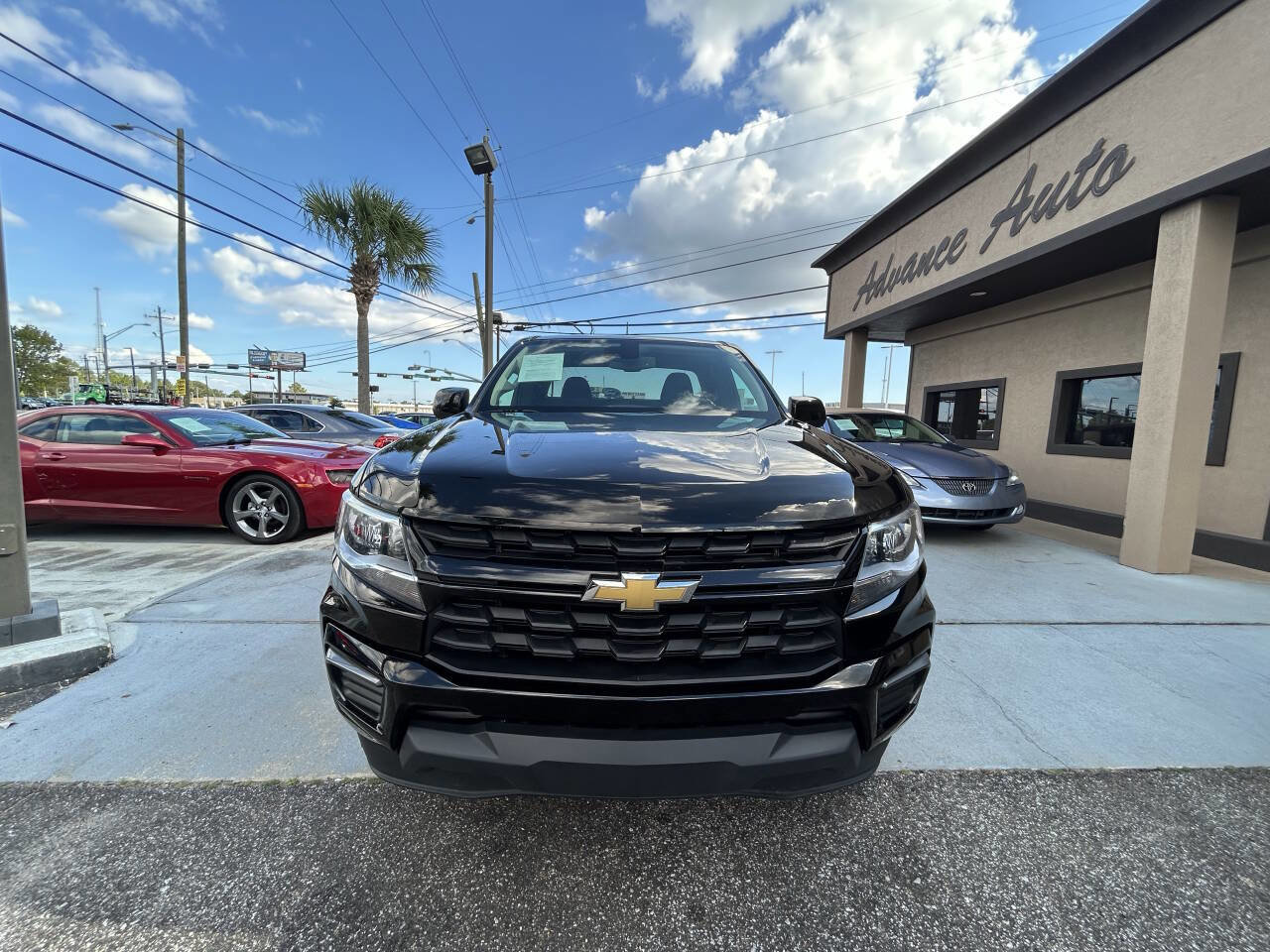 Used 2022 Chevrolet Colorado LT w/ Fleet Safety Package image 3