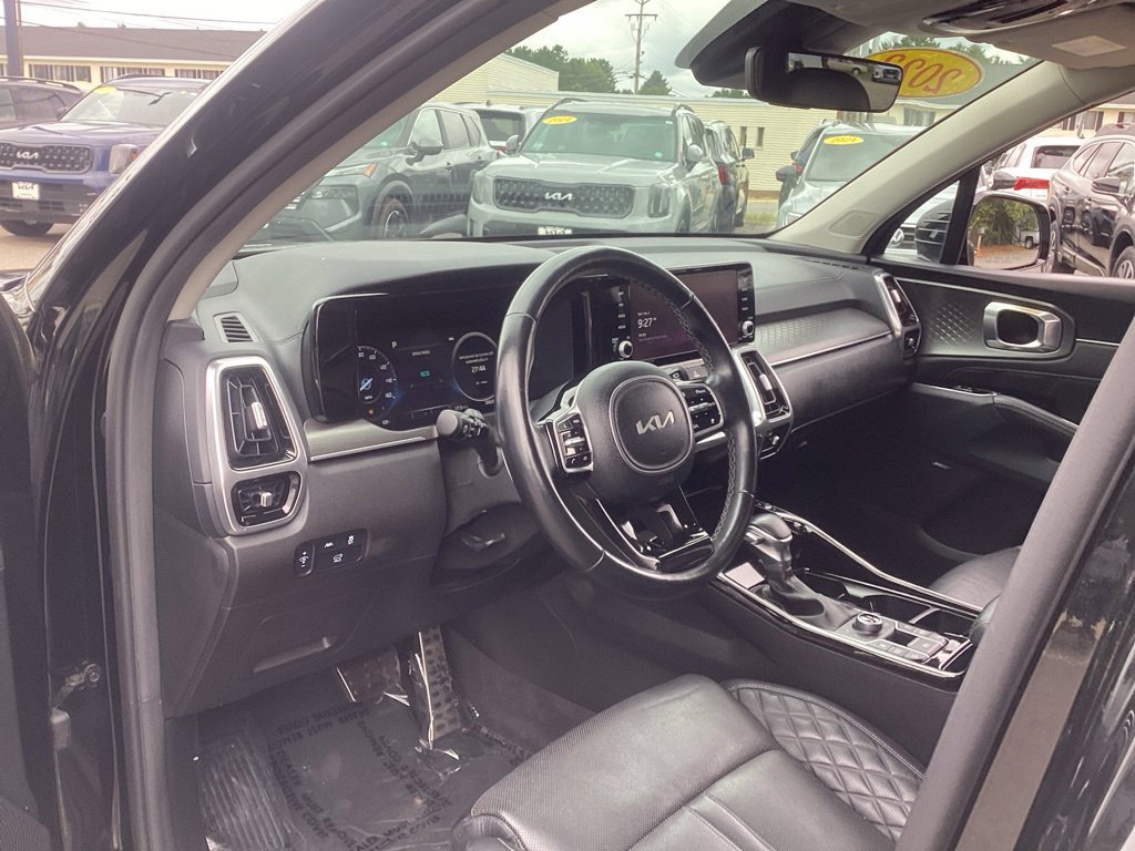 Used 2023 Kia Sorento SX AWD/4WD image 14
