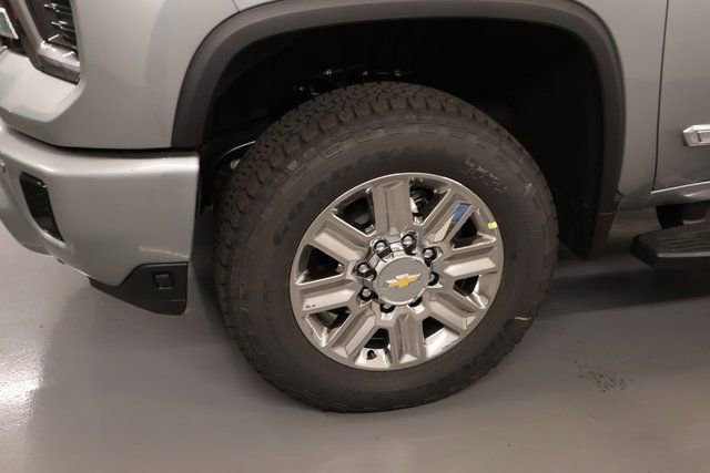 New 2026 Chevrolet Silverado 3500 High Country w/ Technology Package image 5