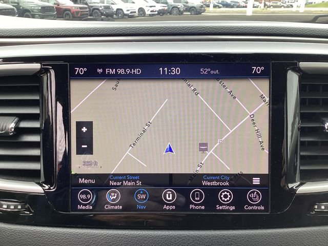 Used 2020 Chrysler Pacifica Touring-L Plus image 18