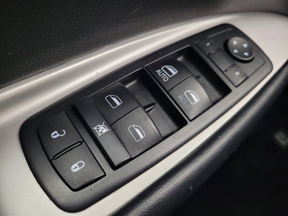 Used 2015 Dodge Journey R/T w/ Flexible Seating Group FWD image 27