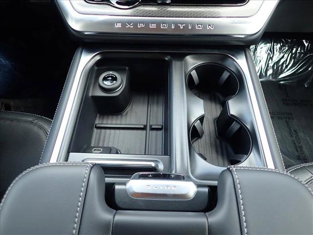 New 2026 Ford Expedition Max Platinum w/ Stealth Performance Package AWD/4WD image 22