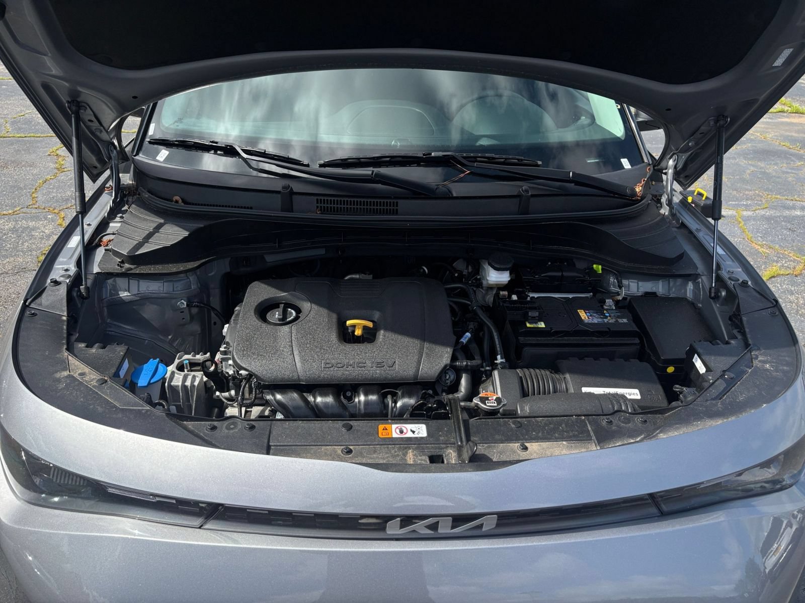 Used 2025 Kia Soul LX w/ LX Technology Package FWD image 30
