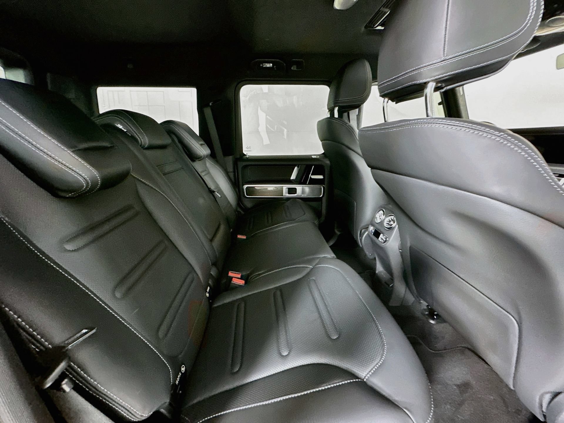 New 2027 Mercedes-Benz G 580 e image 30