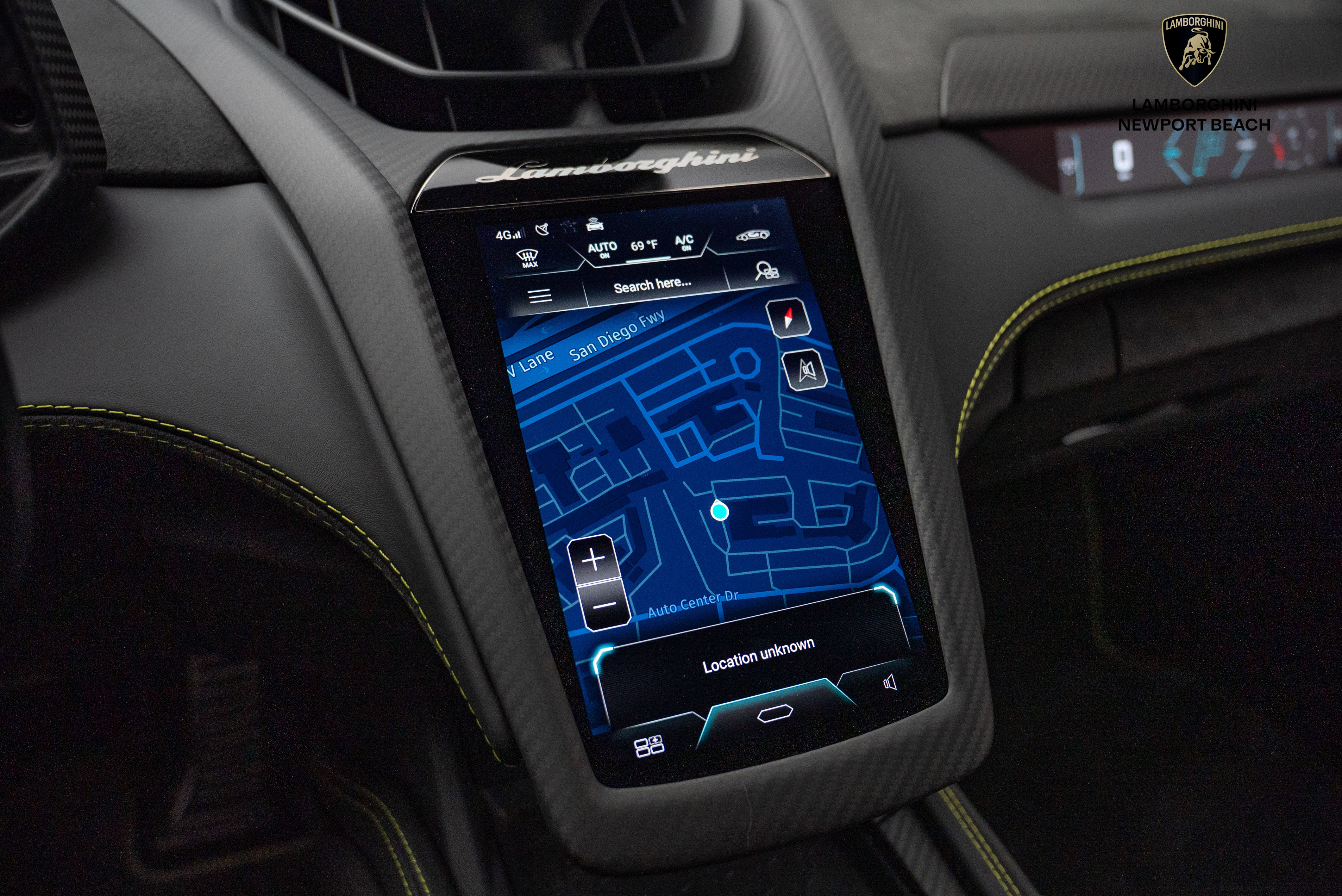 Used 2024 Lamborghini Revuelto image 36