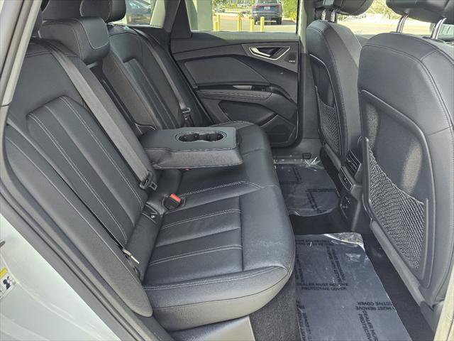 Used 2023 Audi Q4 e-tron Premium Plus w/ Premium Plus RWD image 6