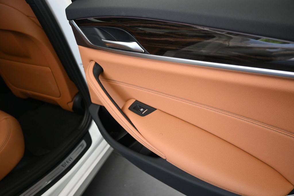 Certified 2023 BMW 530i w/ Convenience Package RWD image 21