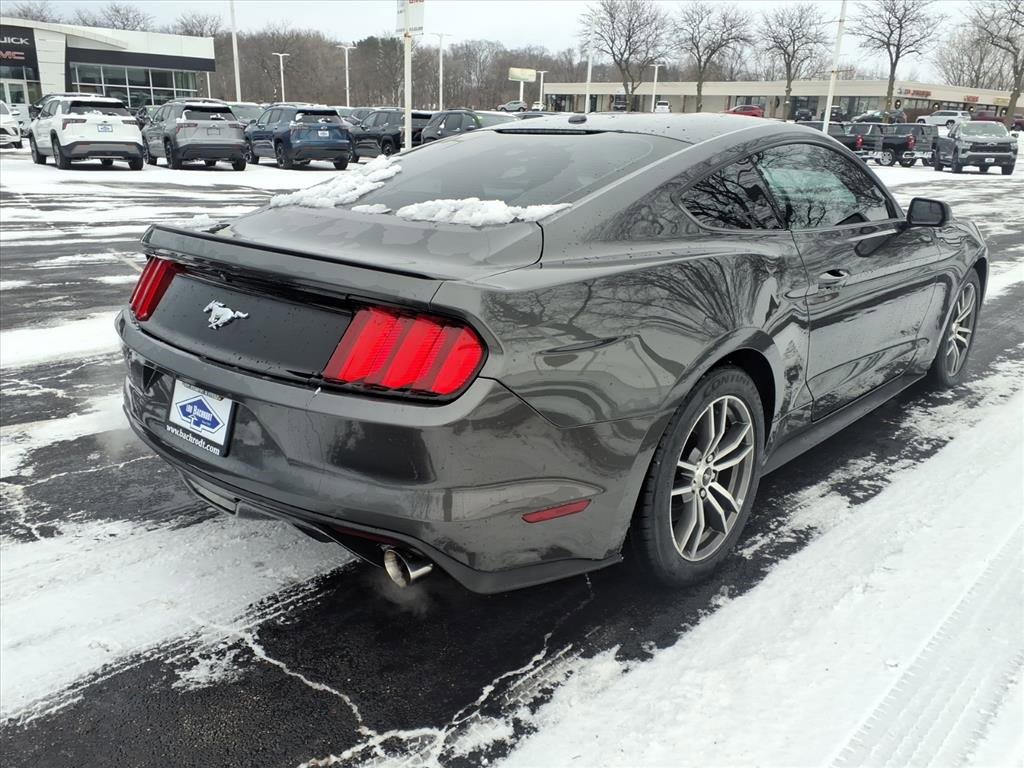 Used 2016 Ford Mustang Premium image 7