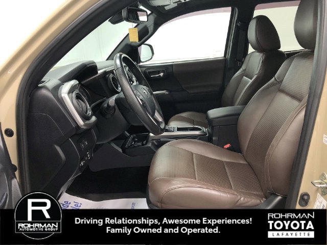 Used 2020 Toyota Tacoma Limited AWD/4WD image 11