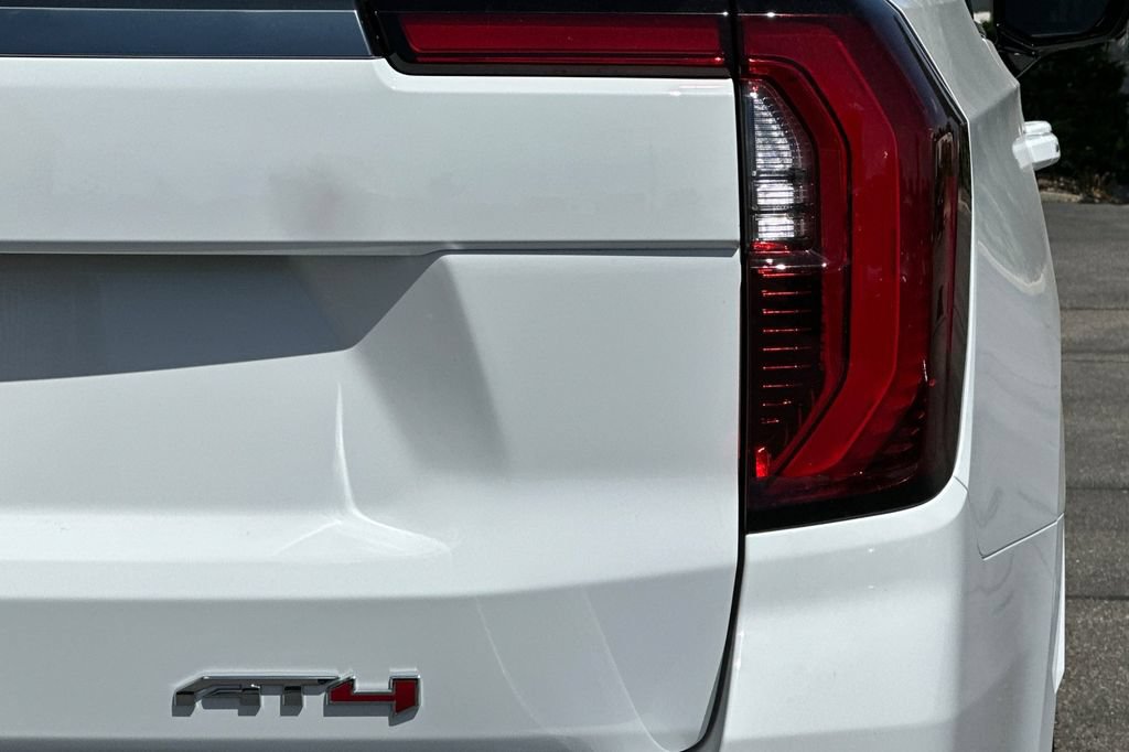 New 2026 GMC Yukon XL AT4 w/ AT4 Premium Plus Package AWD/4WD image 28