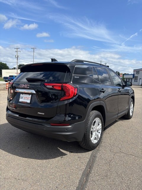 Used 2021 GMC Terrain SLE w/ Driver Convenience Package image 7