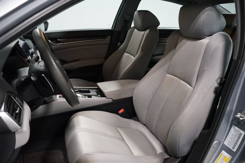 Used 2020 Honda Accord EX image 6