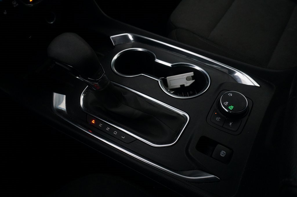 Certified 2023 Chevrolet Traverse LT w/ LPO, Floor Liner Package image 17