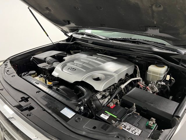 Used 2014 Toyota Land Cruiser image 66