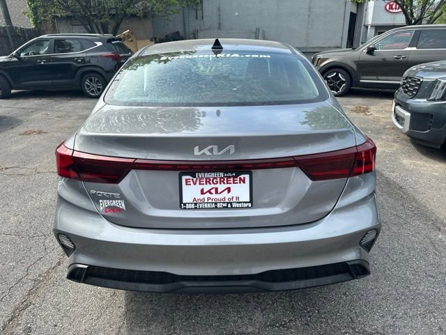 Used 2024 Kia Forte LXS FWD image 5