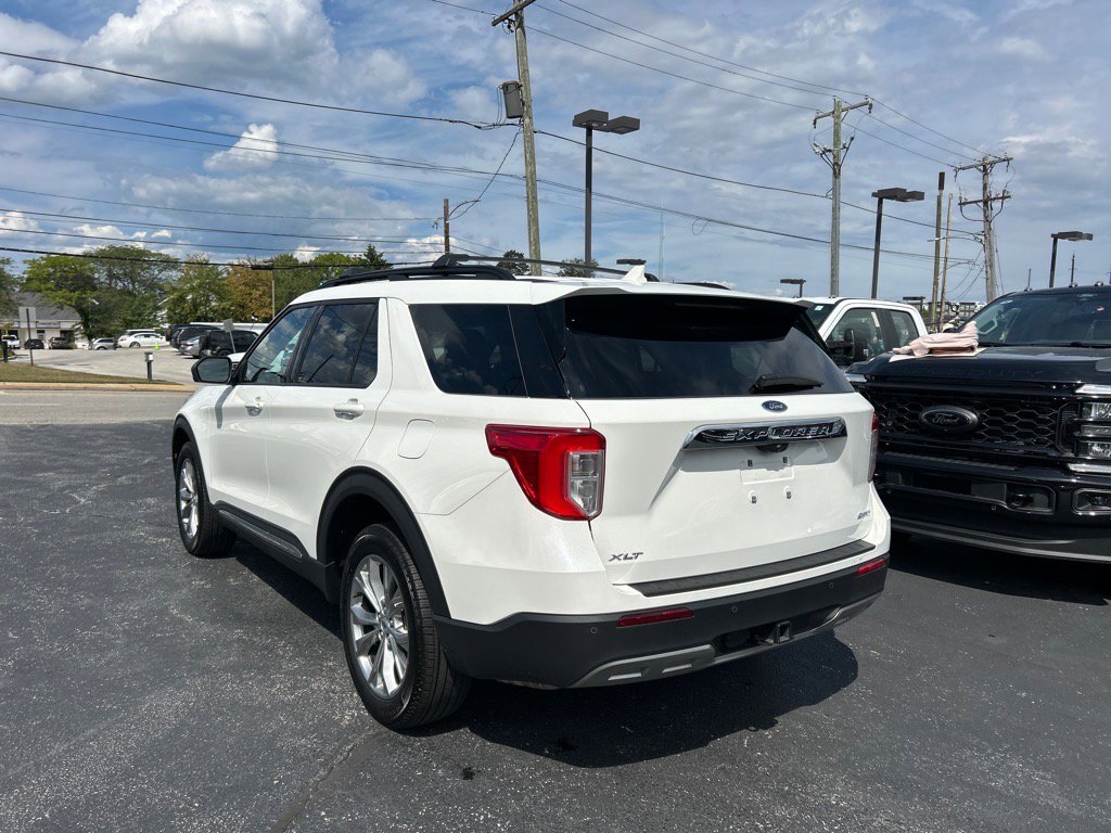 Used 2023 Ford Explorer XLT w/ Equipment Group 202A image 13