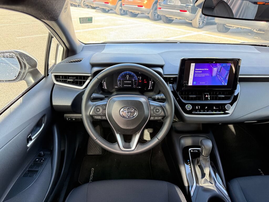 Used 2026 Toyota Corolla SE FWD image 13
