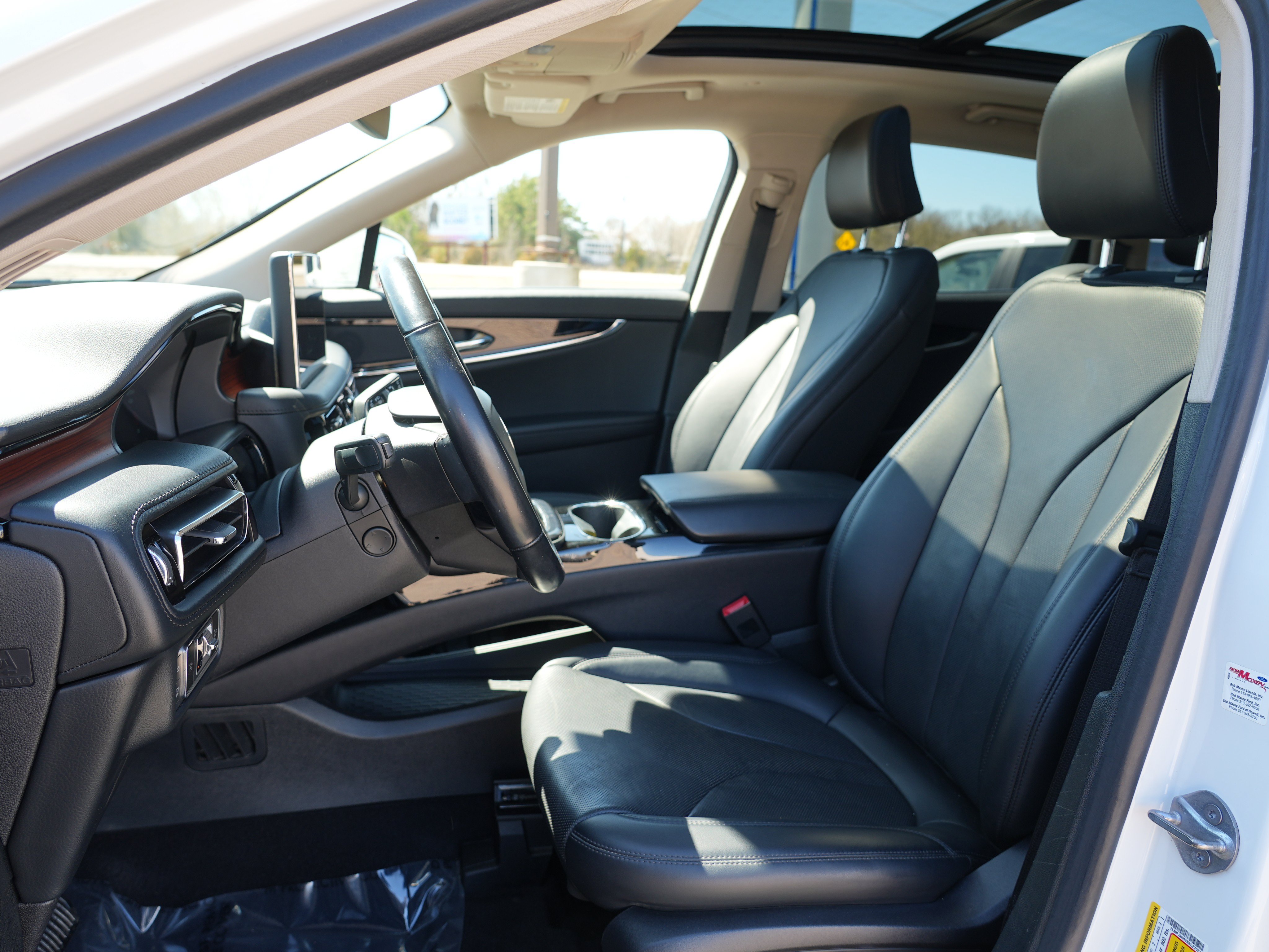 Used 2022 Lincoln Nautilus Reserve AWD/4WD image 14
