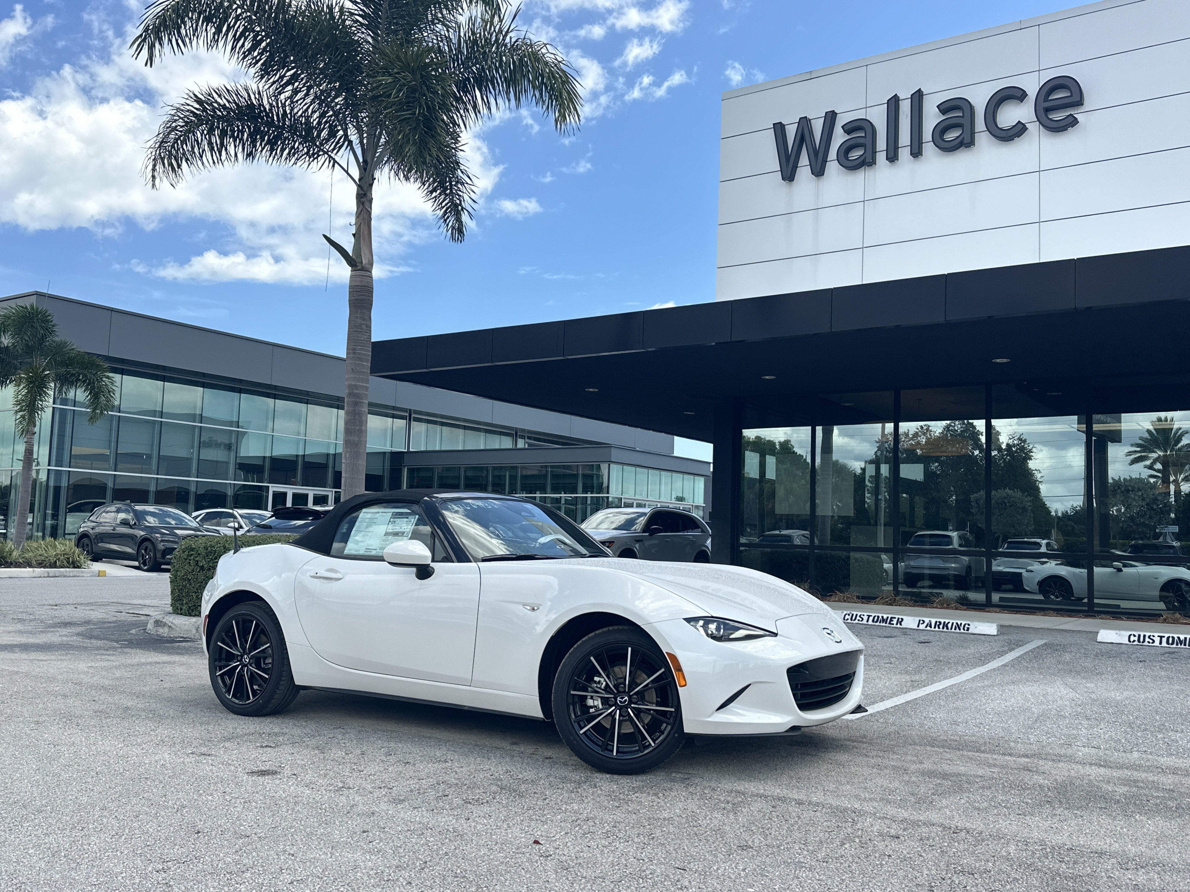 New 2026 MAZDA MX-5 Miata Grand Touring RWD image 1