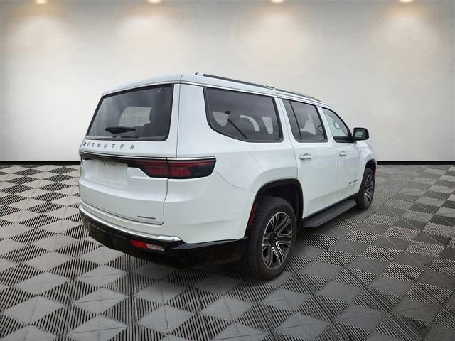 Used 2024 Jeep Wagoneer Series II w/ Flexible Seating Group image 6