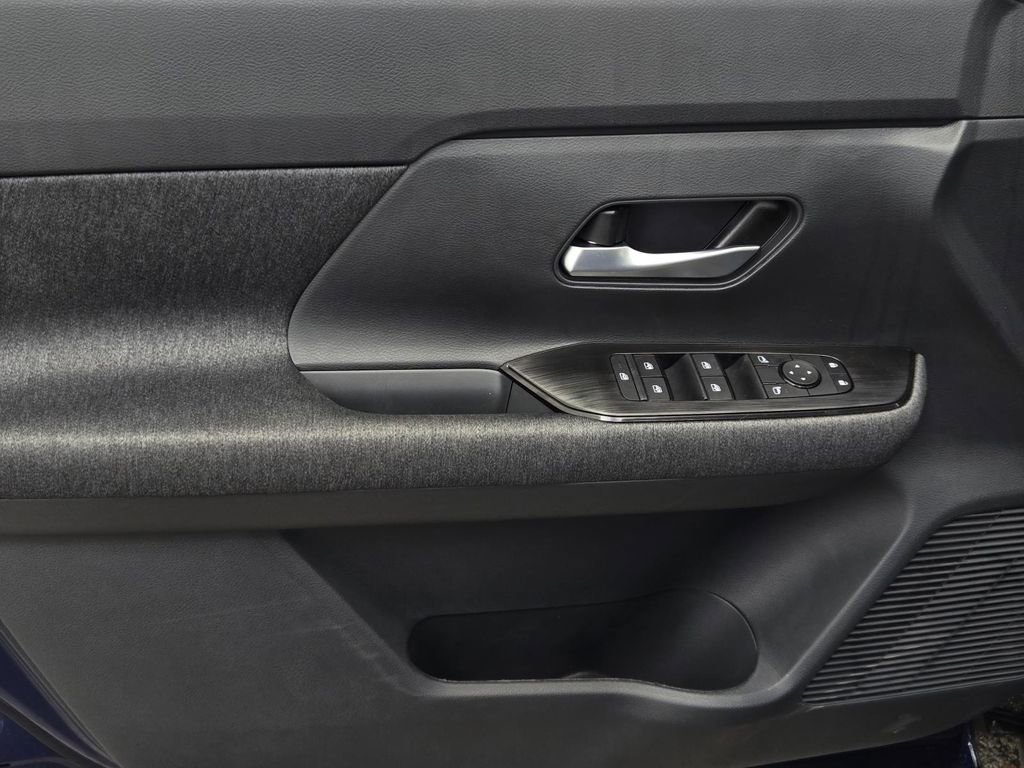 New 2026 Nissan Kicks SV image 16