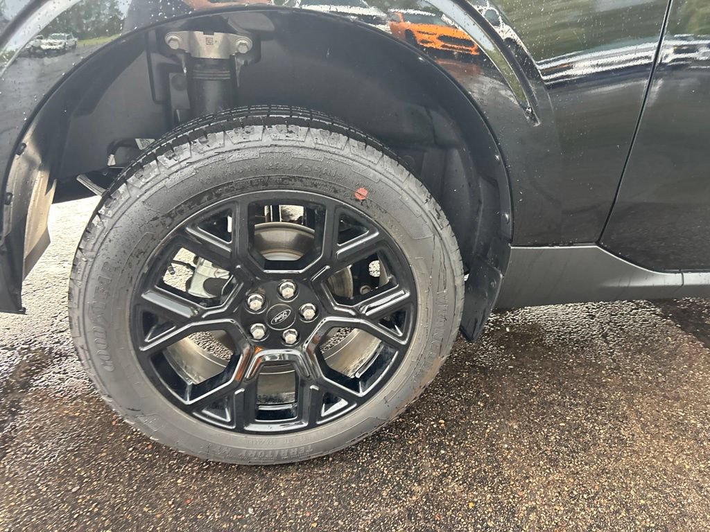 Used 2026 Ford Maverick XLT w/ XLT Luxury Package AWD/4WD image 11