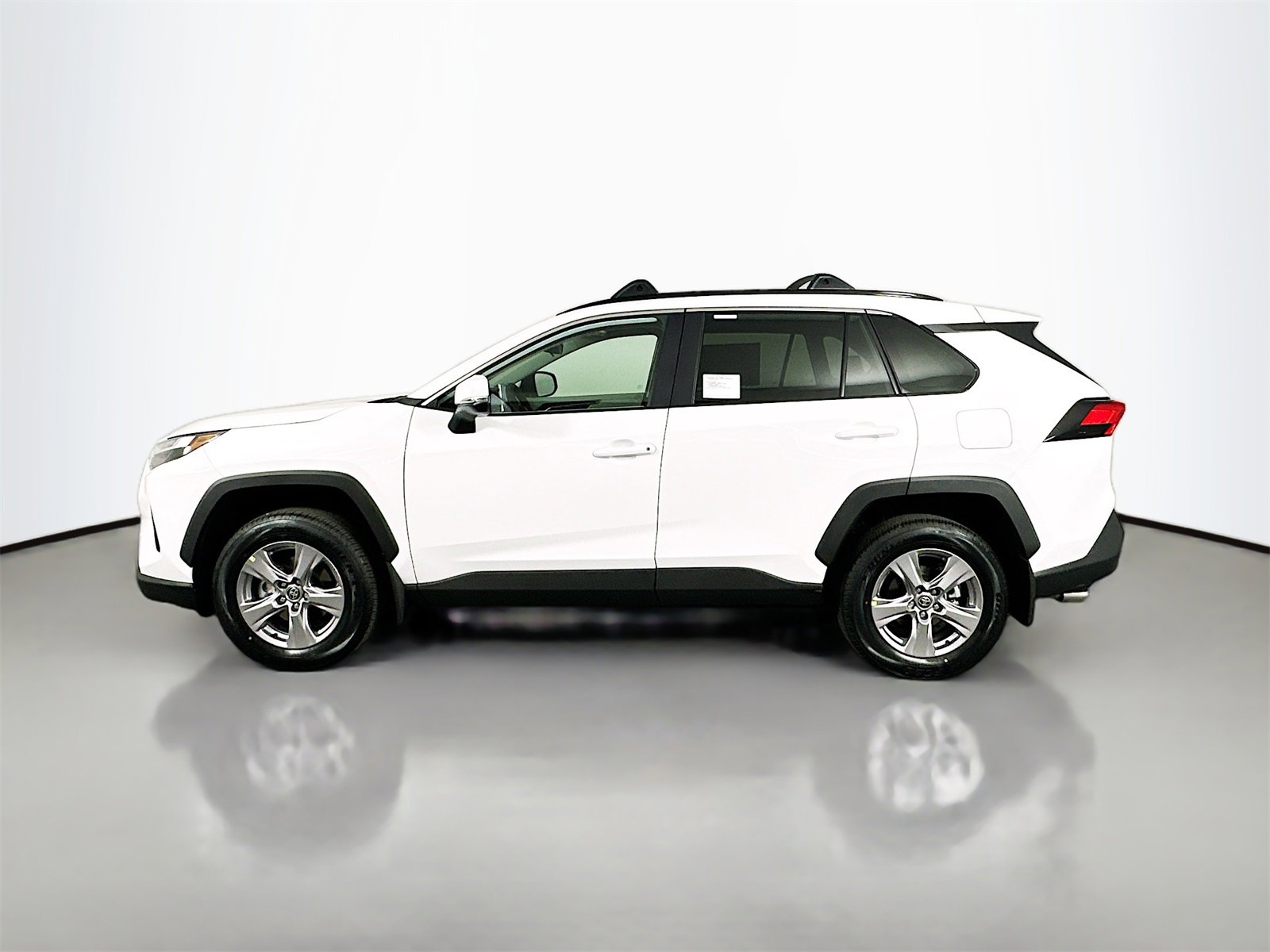 New 2025 Toyota RAV4 XLE image 4