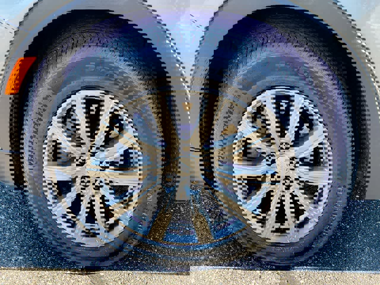 Certified 2023 Cadillac XT4 Premium Luxury w/ Cold Weather Package image 39