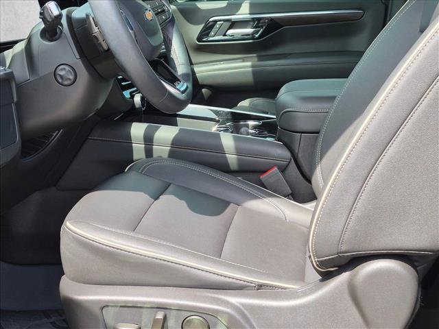 Used 2026 Chevrolet Tahoe Premier RWD image 14