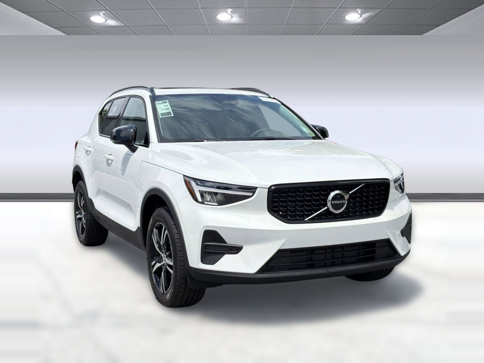New 2026 Volvo XC40 B4 Core w/ Protection Package FWD image 7
