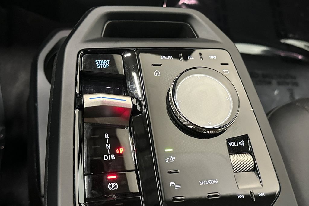 Certified 2024 BMW iX xDrive50 AWD/4WD image 25
